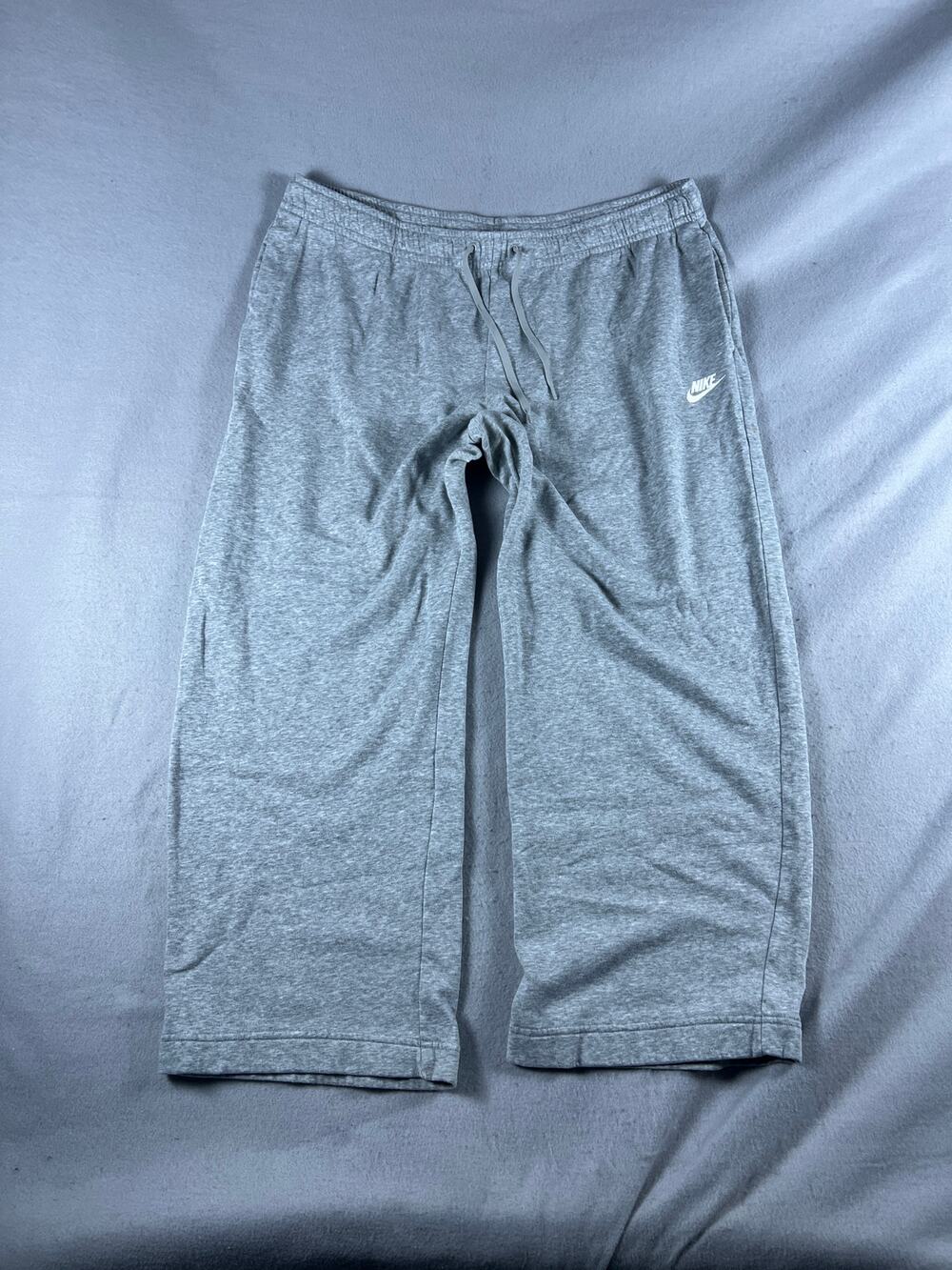 Nike Sweatpants Mens 2XL Gray Drawstring Relaxed Fit Fleece Athleisure Sports